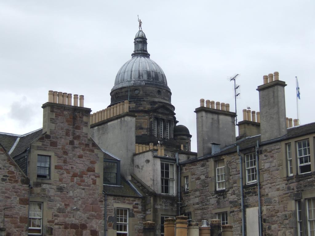 Edinburgh Metro Hostel Bagian luar foto