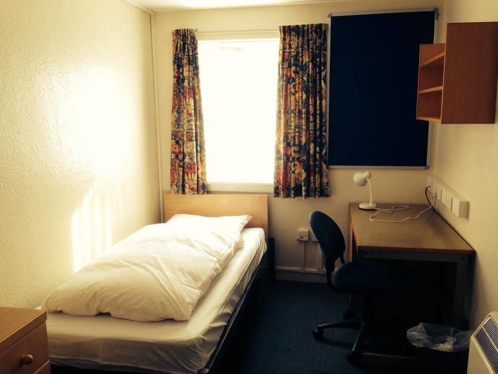 Edinburgh Metro Hostel Bagian luar foto